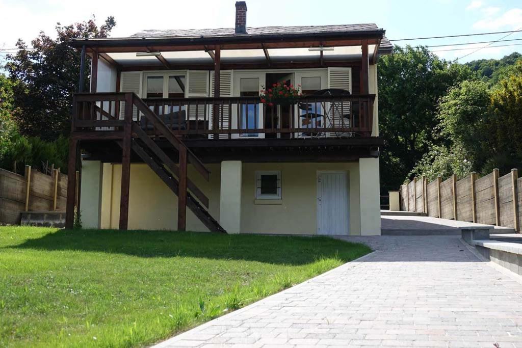 Le Chalet De Hermeton Hastiere-par-dela Bagian luar foto