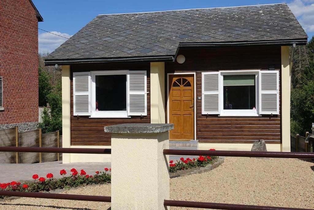 Le Chalet De Hermeton Hastiere-par-dela Bagian luar foto